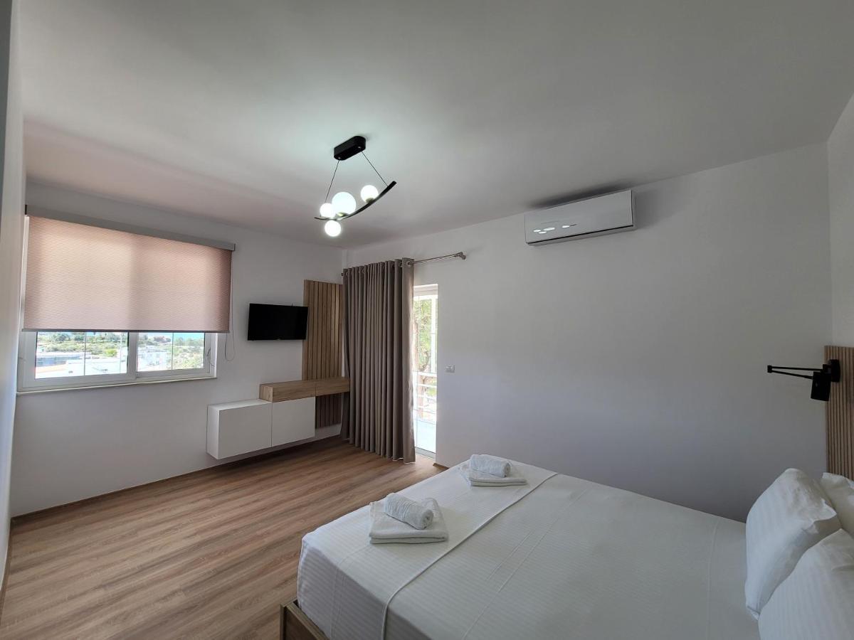 Sunlight Apartments Gjordeni Ksamil Ngoại thất bức ảnh