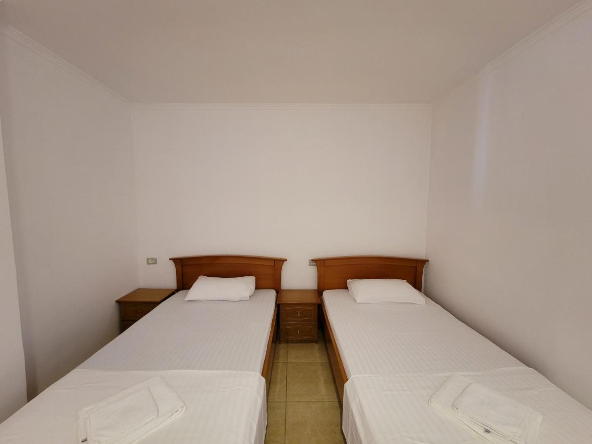 Sunlight Apartments Gjordeni Ksamil Ngoại thất bức ảnh