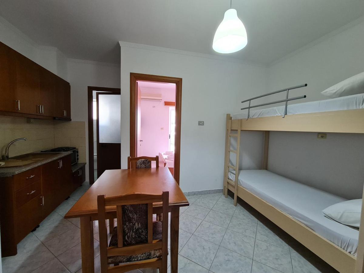 Sunlight Apartments Gjordeni Ksamil Ngoại thất bức ảnh