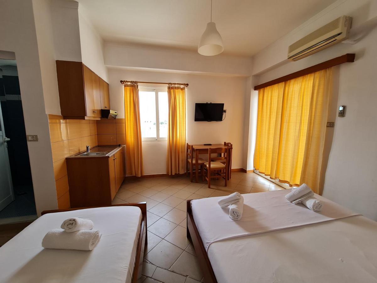 Sunlight Apartments Gjordeni Ksamil Ngoại thất bức ảnh